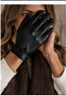 Black Vesper Driving Gloves — Touchscreen Tip / Soft Inner Feel